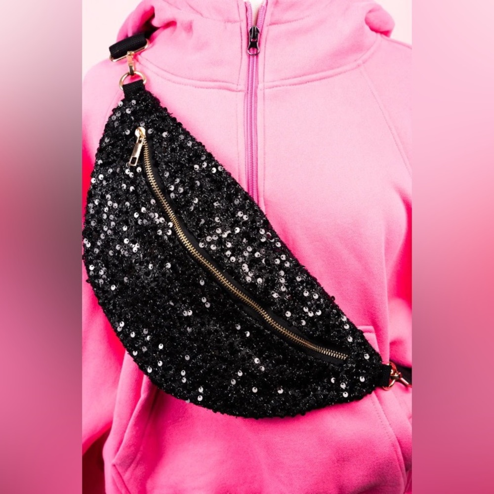 BLACK SHINE ON SEQUIN BELT BAG